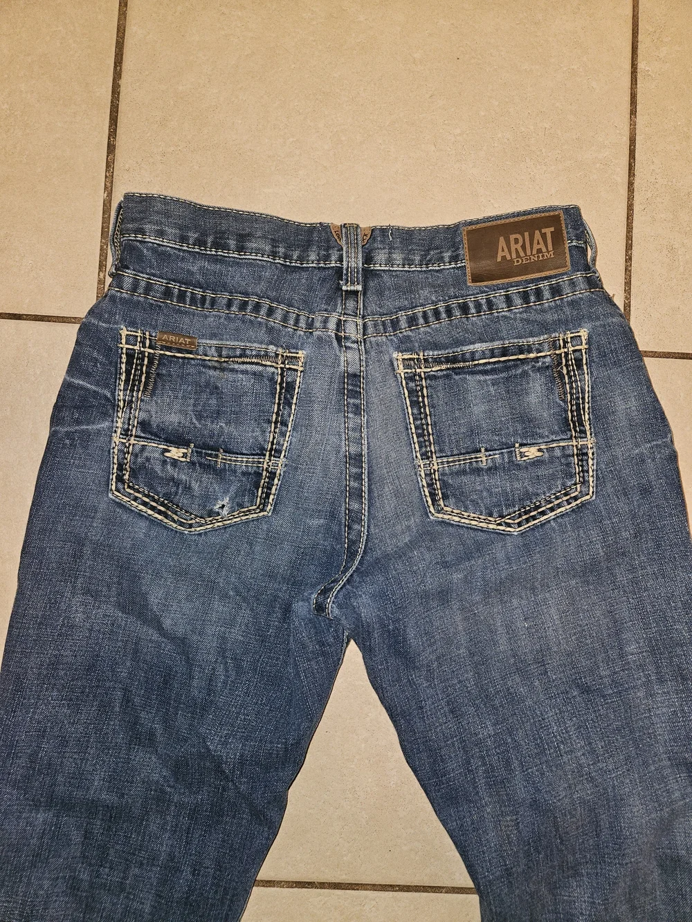 Ariat relaxed fit
